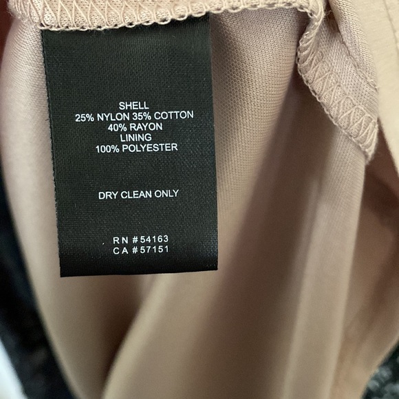 Jessica Howard Black Lace Overlay w/ Tan Lining Sheath Cocktail Dress Size 22W - Picture 6 of 8